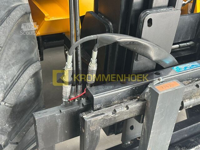 Viličar za vse terene JCB 940