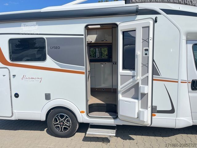 Polintegriran avtodom BÜRSTNER Lyseo Gallery TD 649 G 180 PS - Automatik