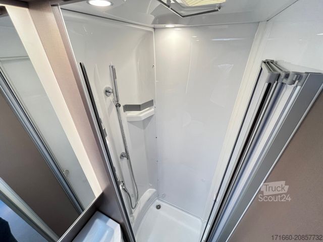 Polintegriran avtodom BÜRSTNER Lyseo TD 594 Sofort verfügbar - 17.840 € sparen!