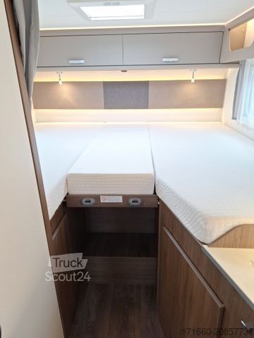 Camper integrado CARADO pro+ I 338 Automatik, Dachklima, Navi+RFK