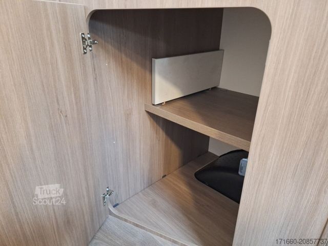 Camper integrado CARADO pro+ I 338 Automatik, Dachklima, Navi+RFK