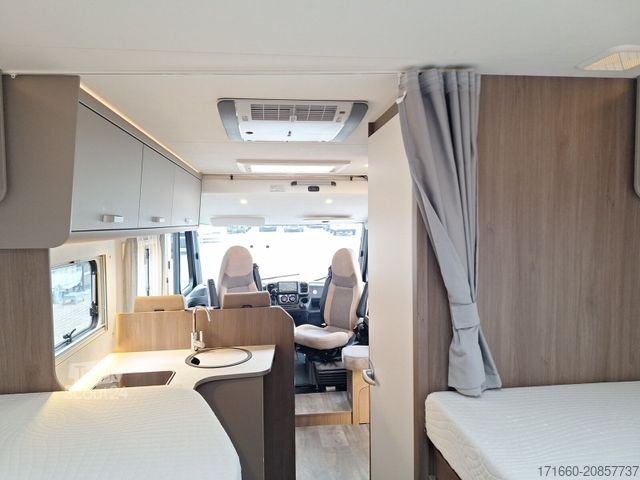 Camper integrado CARADO pro+ I 338 Automatik, Dachklima, Navi+RFK