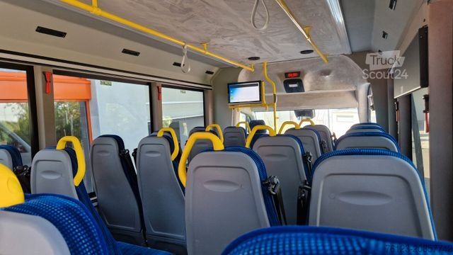 Mestni avtobus MERCEDES-BENZ Heckniederflur Sprinter 517 / 4 er Bestuhlung