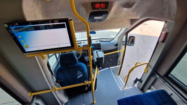 Mestni avtobus MERCEDES-BENZ Heckniederflur Sprinter 517 / 4 er Bestuhlung