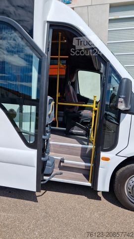 Mestni avtobus MERCEDES-BENZ Heckniederflur Sprinter 517 / 4 er Bestuhlung