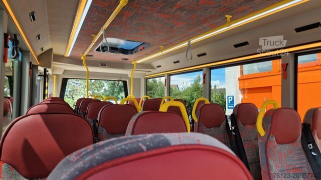 Mestni avtobus MERCEDES-BENZ Heckniederflur Sprinter 517 / 4 er Bestuhlung