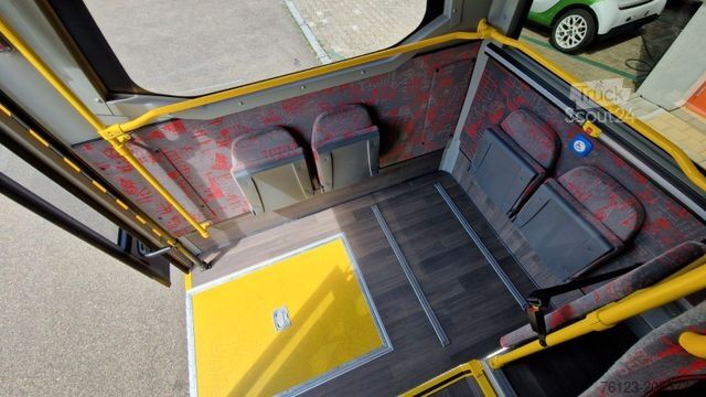 Mestni avtobus MERCEDES-BENZ Heckniederflur Sprinter 517 / 4 er Bestuhlung