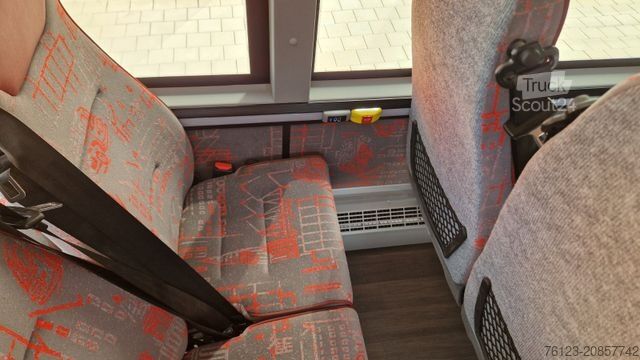 Mestni avtobus MERCEDES-BENZ Heckniederflur Sprinter 517 / 4 er Bestuhlung