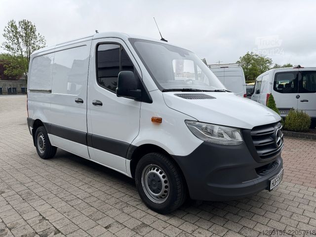 Панелен ван MERCEDES-BENZ Sprinter 311 CDI Kasten L1H1 3,2t Klima A/C Kurz
