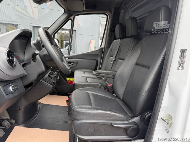 Панелен ван MERCEDES-BENZ Sprinter 311 CDI Kasten L1H1 3,2t Klima A/C Kurz