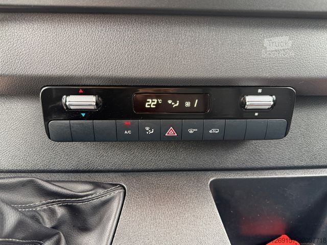 Панелен ван MERCEDES-BENZ Sprinter 311 CDI Kasten L1H1 3,2t Klima A/C Kurz