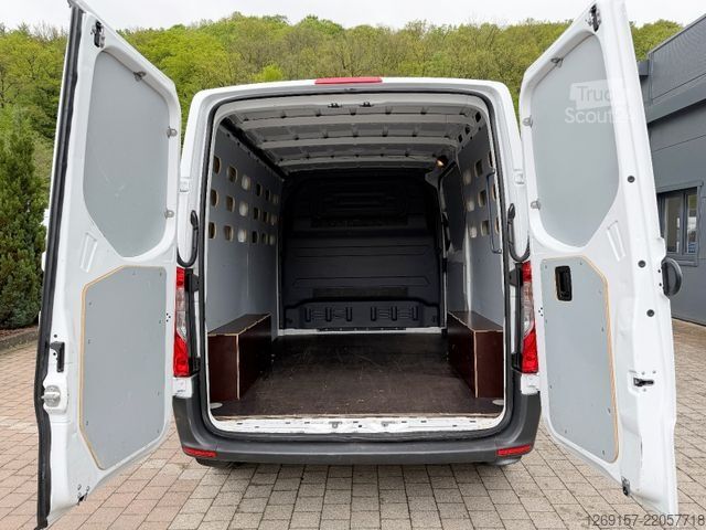 Панелен ван MERCEDES-BENZ Sprinter 311 CDI Kasten L1H1 3,2t Klima A/C Kurz