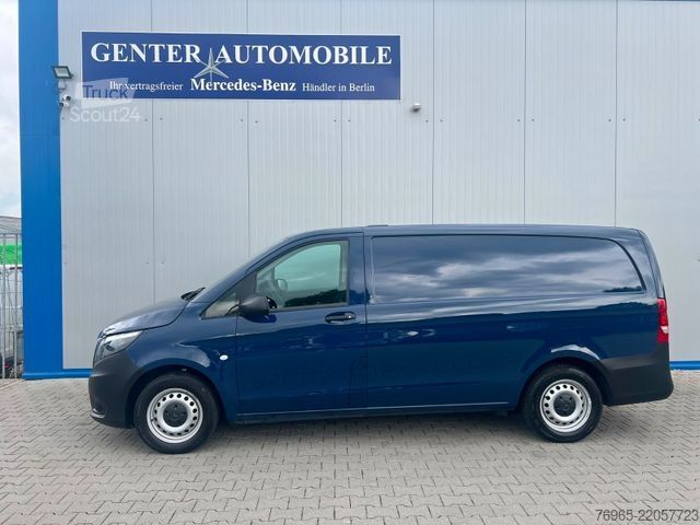 Varebil MERCEDES-BENZ Vito 114 LANG KLIMA TEMPOMAT SCHRÄNKE/REGALE AHK