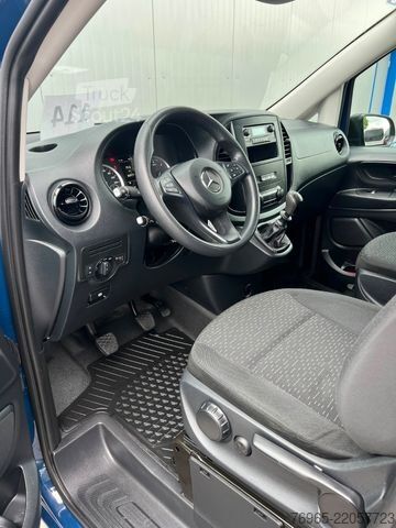Varebil MERCEDES-BENZ Vito 114 LANG KLIMA TEMPOMAT SCHRÄNKE/REGALE AHK