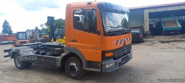 Kombi s prekucnikom MERCEDES-BENZ 818 Abrollkipper