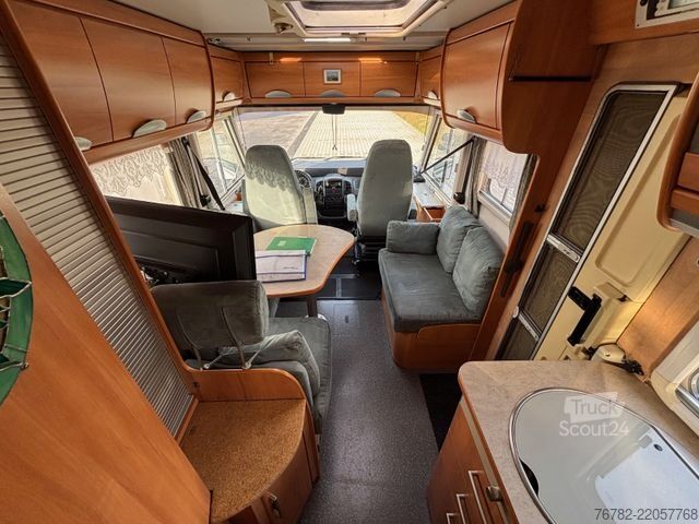 Integrirani avtodom HYMER/ERIBA B774 Solar*Markise*Einzelbetten*3 Achsen*1.HAND