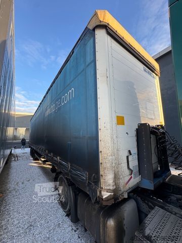 Otevřený návěs s plachtou KÖGEL SN 24