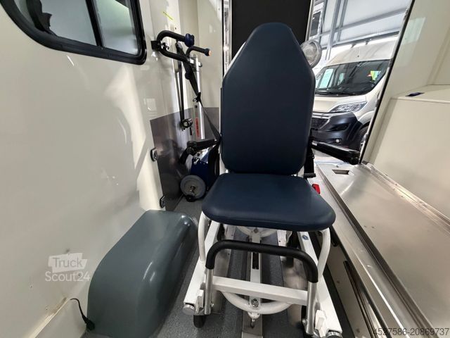 Gaisrinė mašina VOLKSWAGEN T5 Transporter*RTW KOFFER*LIEGE*TRAGESTUHL*3.25T