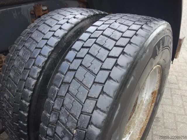 Carga pesada Scania P420 6x4 steelsprings