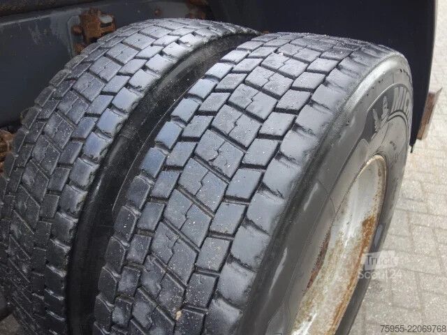 Padrão-SZM Scania P420 6x4 steelsprings