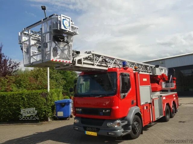 Løfteplattform DAF LF 250 METZ 30 meter