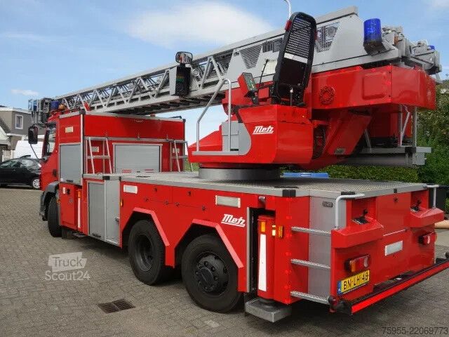 Løfteplattform DAF LF 250 METZ 30 meter