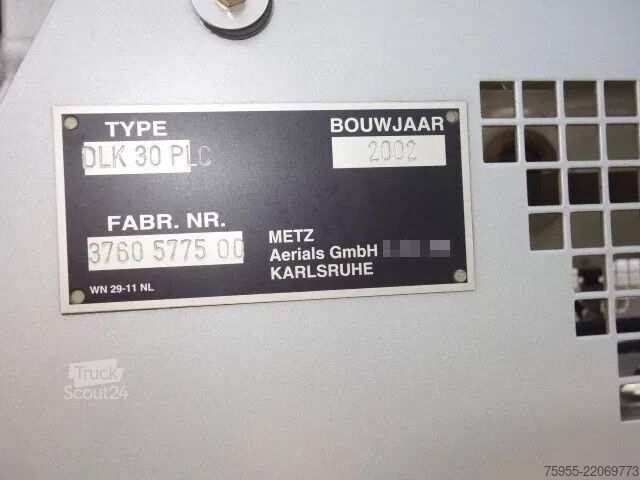 Plataforma elevatória DAF LF 250 METZ 30 meter