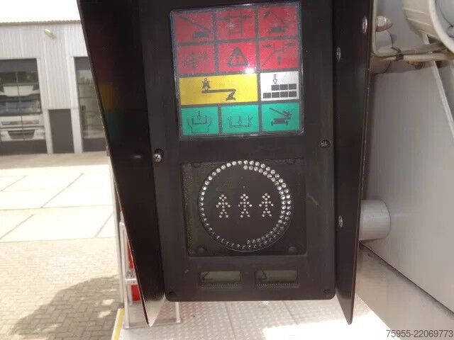 Plataforma elevatória DAF LF 250 METZ 30 meter
