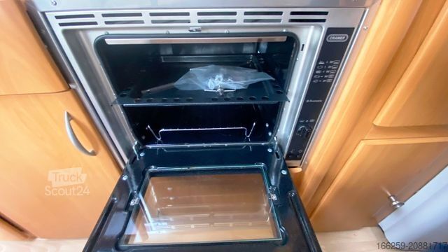 Caravan WILK S4 700 DM