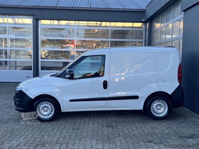 Kombi z wysokim dachem Opel Combo 1.3 CDTi L1H1 Edition Turbo defect Airco ...