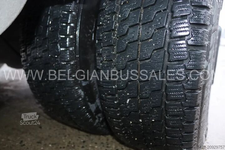 Minibus Iveco Daily / A60C17 / 7.5m / broken rearaxle