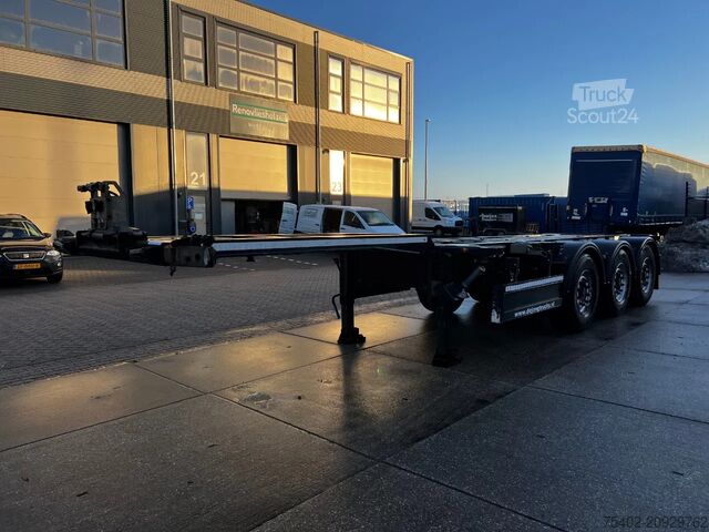 Transport av containrar Renders Euro 800 3DFCST / Container Chassis / 45FT / 1x...