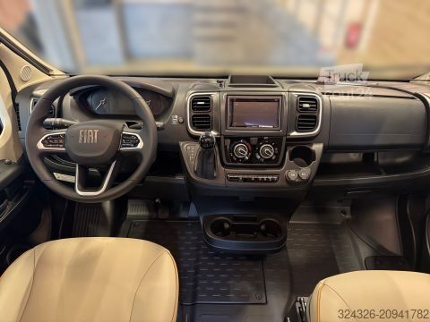 Autorulotă Bürstner B66 C 600 Markise