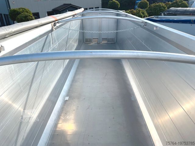 Tipper semitrailer GRANULA 55m³ Alu Kippauflieger / Alu-Chassi /Auch Miete!