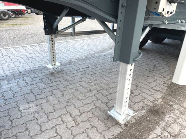 Tipper semitrailer GRANULA 55m³ Alu Kippauflieger / Alu-Chassi /Auch Miete!