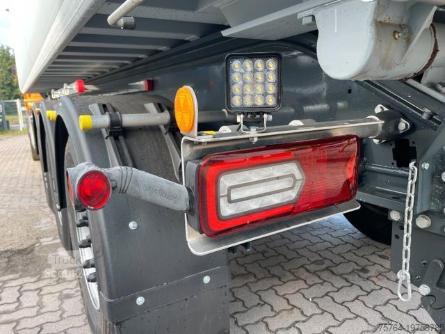 Tipper semitrailer GRANULA 55m³ Alu Kippauflieger / Alu-Chassi /Auch Miete!