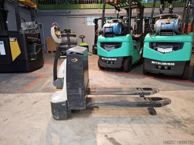 Handmatige palletwagen Crown WP3010-1.6