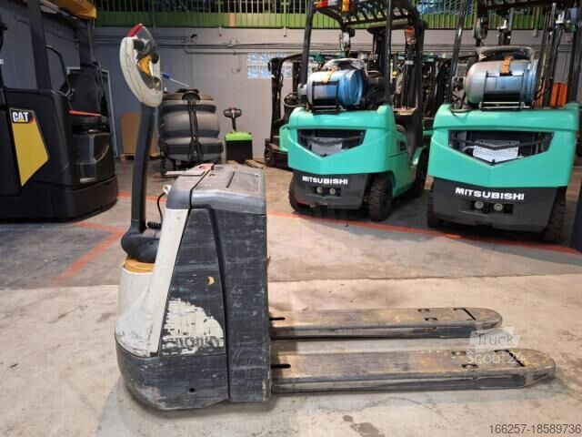 Handmatige palletwagen Crown WP3020-2.0