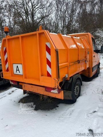 Camion à ordures MERCEDES-BENZ DB 315 CDI !! MOTORSCHADEN !!