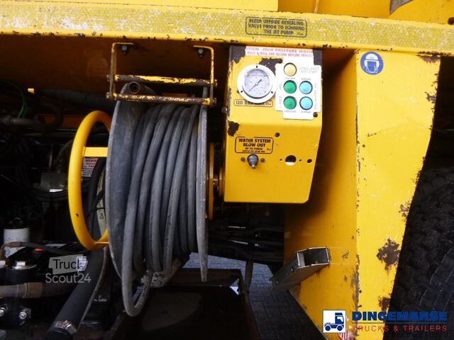 Pojazd ssący D.A.F. LF 55.220 4X2 RHD Whale vacuum tank 8.1 m3