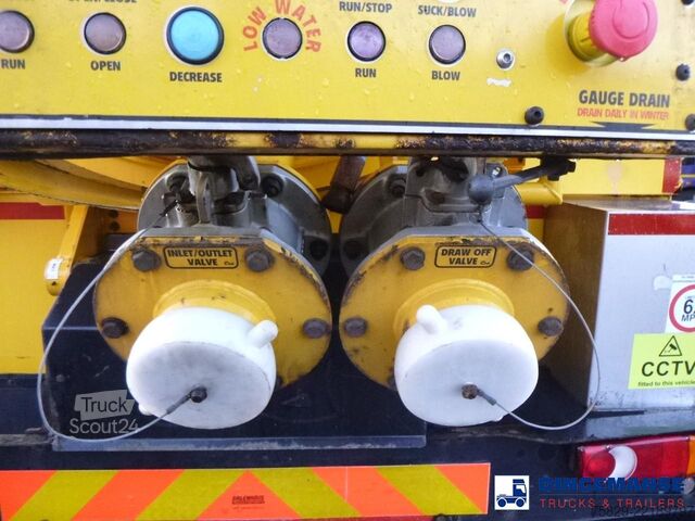 Pojazd ssący D.A.F. LF 55.220 4X2 RHD Whale vacuum tank 8.1 m3