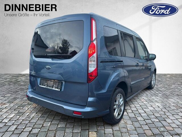 Minibus FORD Tourneo Connect TITANIUM L1 ACC SD