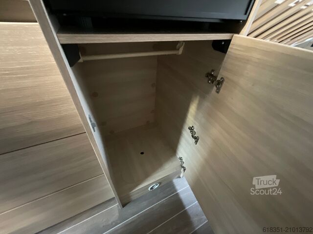 Bestelwagen FORSTER VAN 636 EB Vantasy, Markise, Rückfahrkamera