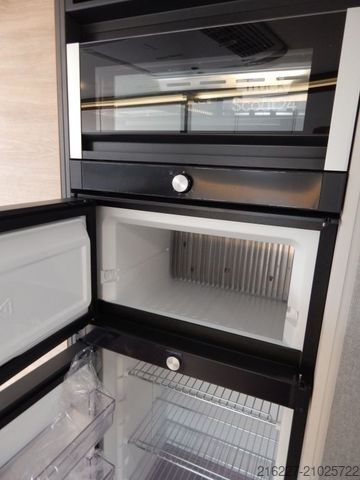 Capucine DETHLEFFS Globetrotter XXL A 9000-2 EB AB NOVEMBER 25+2x K