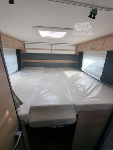 Half-integraal camper DETHLEFFS Just Camp T 7052 EB DOG Liner TE +EINZELBETTEN