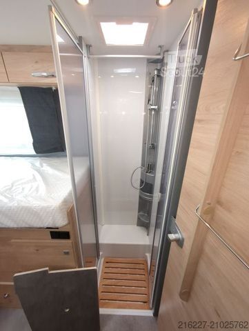 Half-integraal camper DETHLEFFS Just Camp T 7052 EB DOG Liner TE +EINZELBETTEN