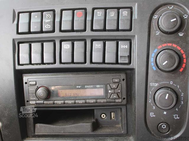 Camion plateau avec bâche RENAULT D16, EURO 6, LOAD SPACE LENGHT 9,6m!!