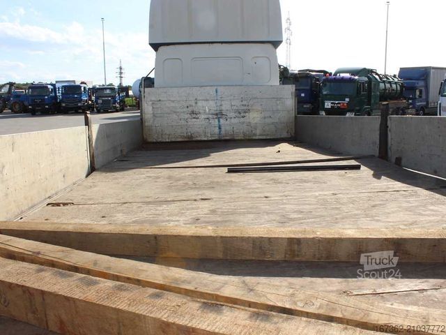 Camion plateau avec bâche DAF LF 45.180, SLEEPING CABIN, EURO 3, PNEU 80%