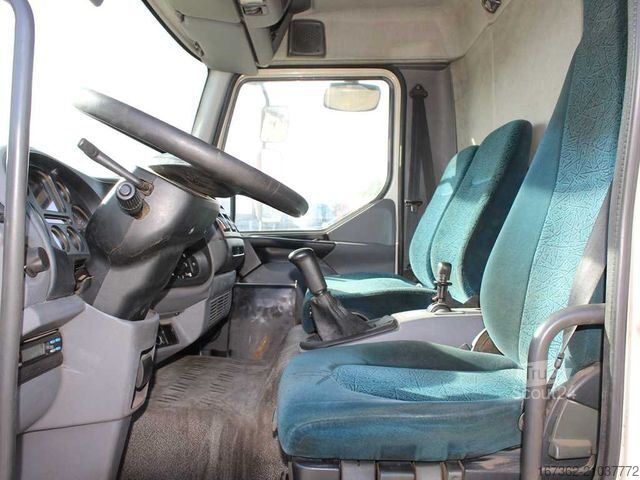 Camion plateau avec bâche DAF LF 45.180, SLEEPING CABIN, EURO 3, PNEU 80%
