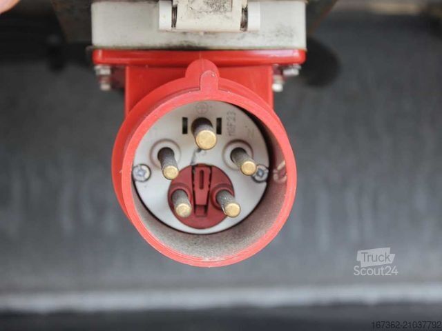 Remorque à caisse  SVAN CHT 202, CARRIER SUPRA 850 U, KET